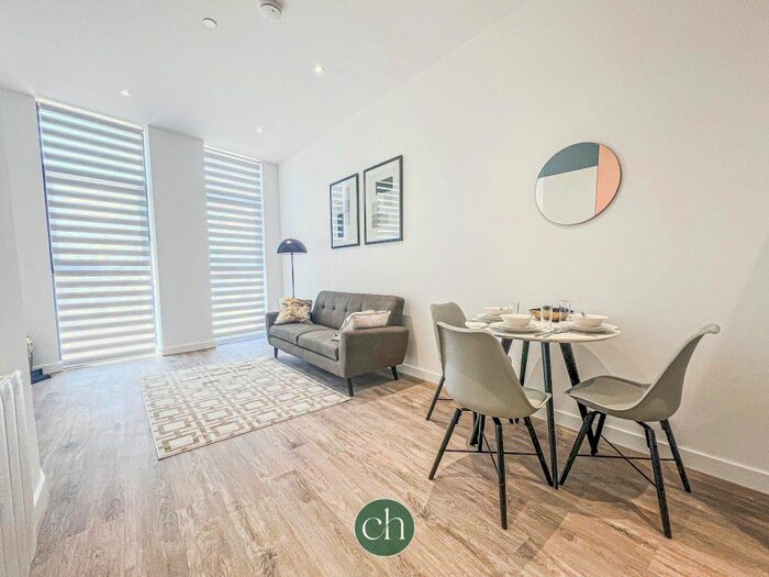 1 Bedroom Flat To Rent In North Star House, Town Centre, Swindon, SN2