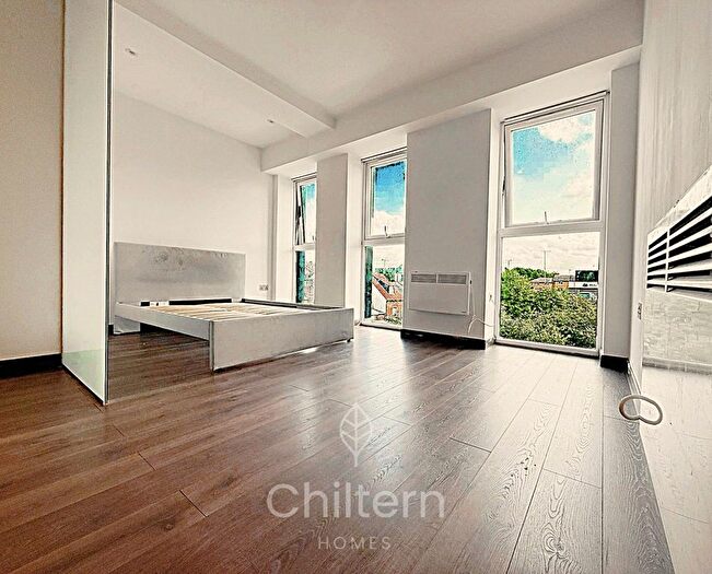 1 Bedroom Flat To Rent In Park Street, LU1