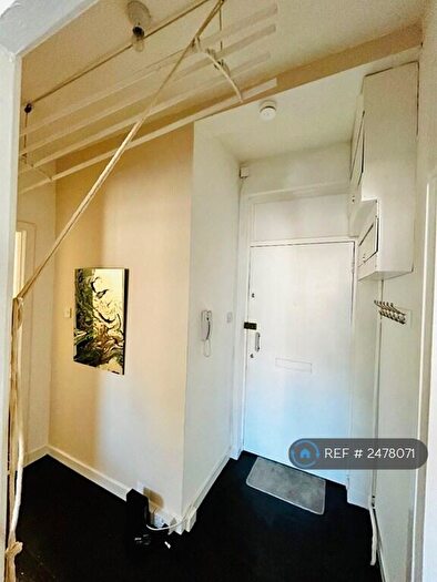 1 Bedroom Flat To Rent In Glasgow, Glasgow, G3
