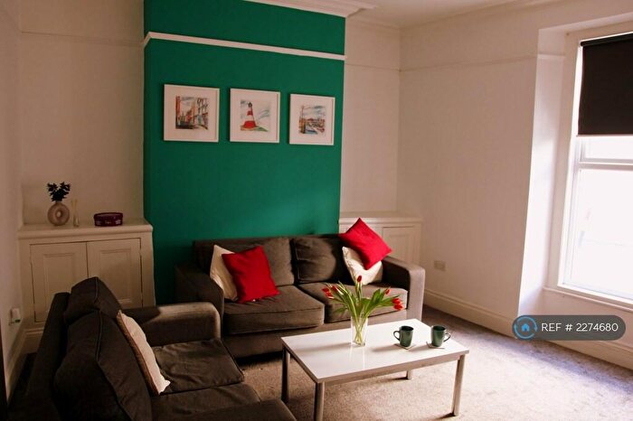 5 Bedroom Terraced House To Rent In Clifton Place, Plymouth, PL4