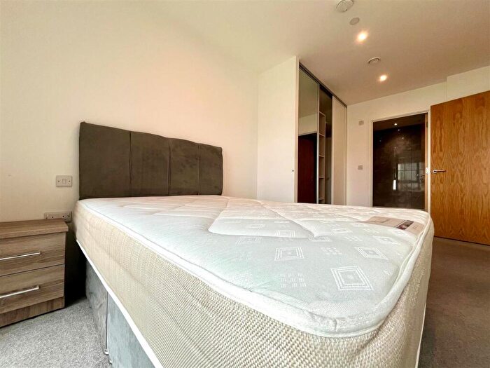 2 Bedroom Apartment To Rent In Windmill Street, Birmingham, B1