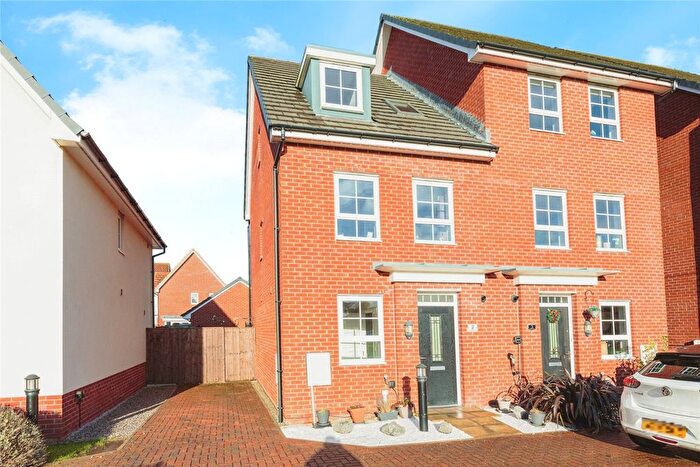 4 Bedroom Town House To Rent In Sentinel Mews, Preston, PR4