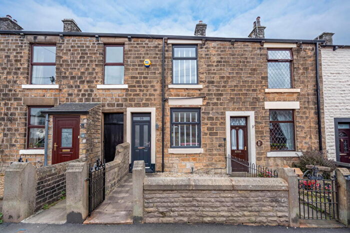 2 Bedroom Terraced House For Sale In Green Lane, Hadfield, Glossop, SK13