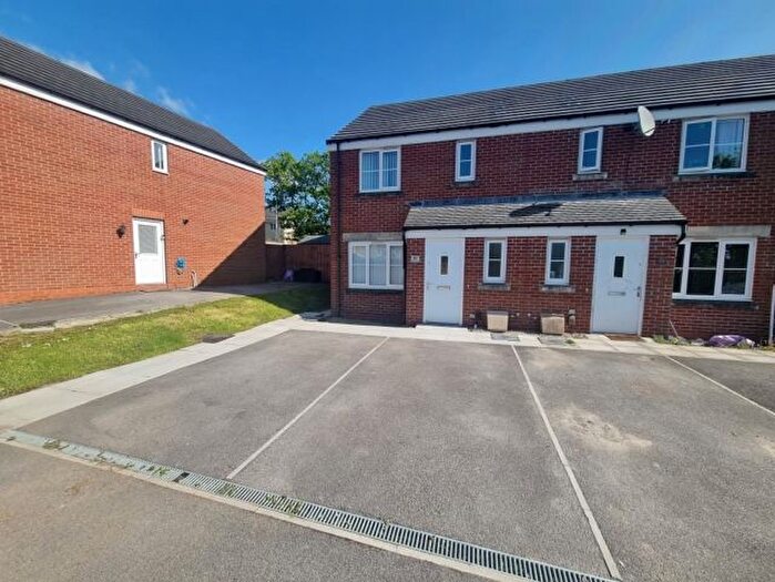 3 Bedroom End Of Terrace House To Rent In Beauchamp Walk, Gorseinon, SA4