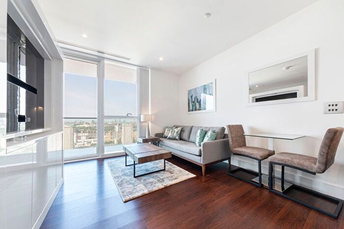 Studio To Rent In Maine Tower, Canary Wharf, E14