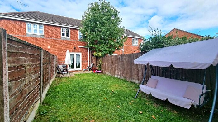 2 Bedroom Mews For Sale In Broadoak Drive, Manchester, Greater Manchester, M22