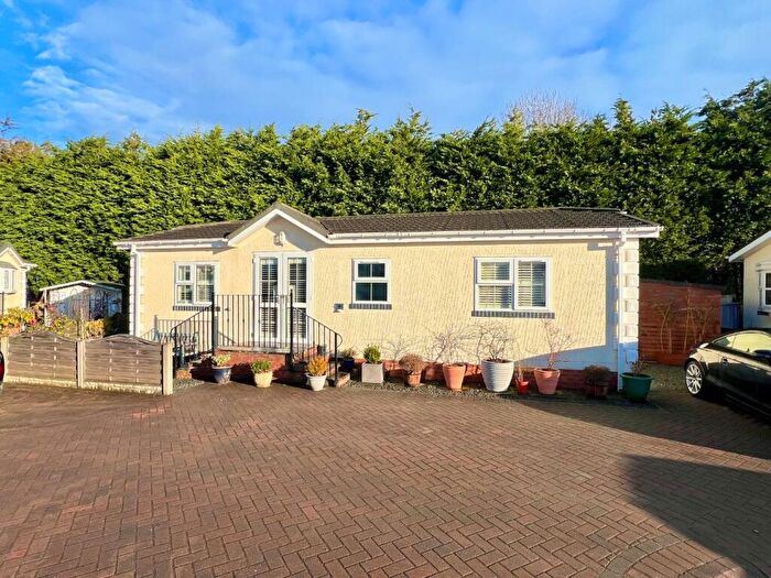 2 Bedroom Detached Bungalow For Sale In Durham Residential Park, Gilesgate, Durham, DH1