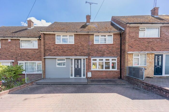 3 Bedroom Terraced House To Rent In Scott Road, Gravesend, Kent, DA12