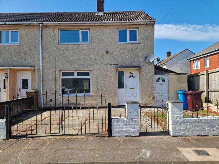 3 Bedroom Semi Detached House To Rent In Kenbury Road, Liverpool, L33