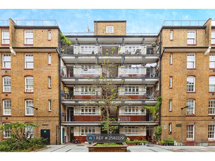 3 Bedroom Flat To Rent In Buckridge Building, London, EC1N