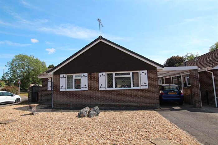 2 Bedroom Detached Bungalow For Sale In Abbotsbury Road, Bishopstoke, Eastleigh, SO50