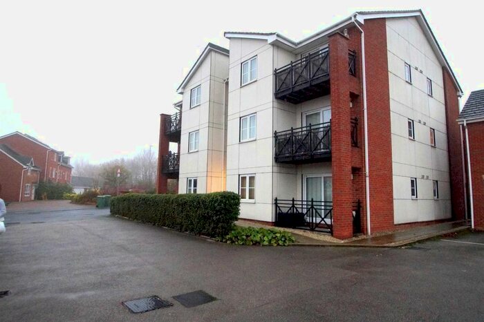 1 Bedroom Flat To Rent In The Oaks, Middleton, Leeds, LS10