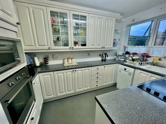 2 Bedroom Flat To Rent In Eastbury Place, Northwood, HA6