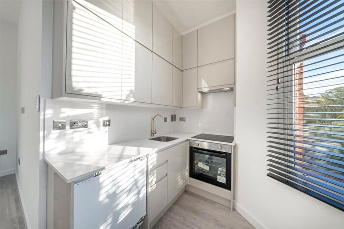 1 Bedroom Flat To Rent In Canfield Gardens, South Hampstead, NW6
