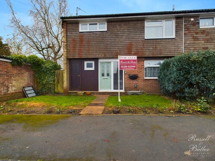 3 Bedroom Semi-Detached House For Sale In The Rise, Gawcott, Buckingham, MK18