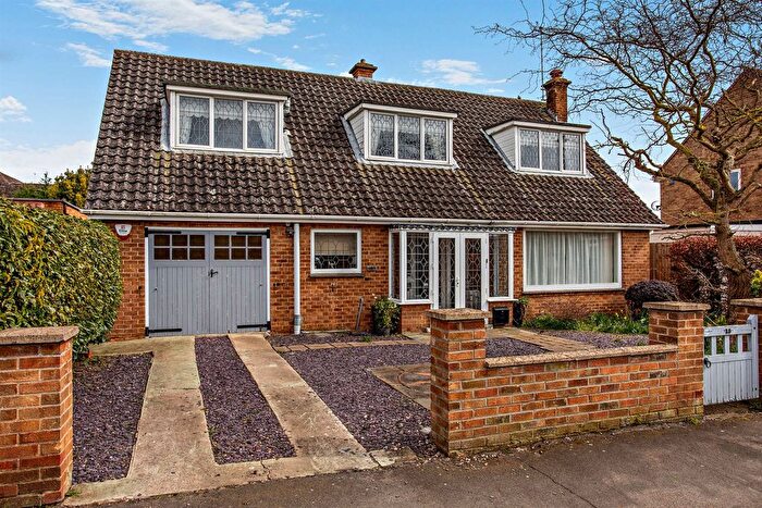3 Bedroom Detached House For Sale In Welmore Road, Glinton, Peterborough, PE6