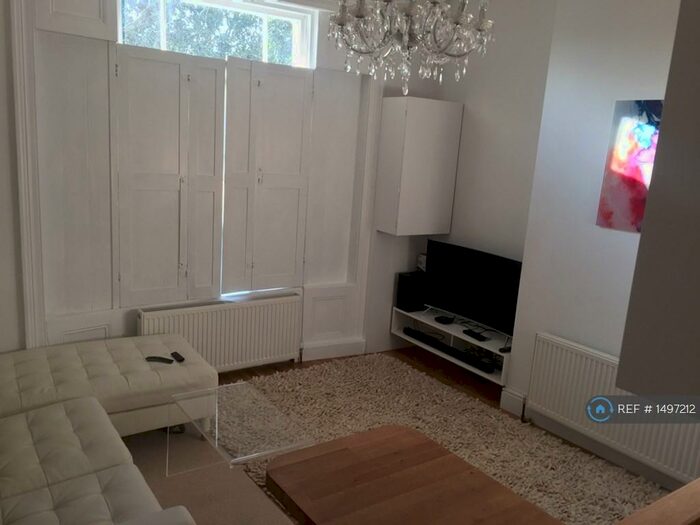 1 Bedroom Flat To Rent In Rye Hill Park, London, SE15
