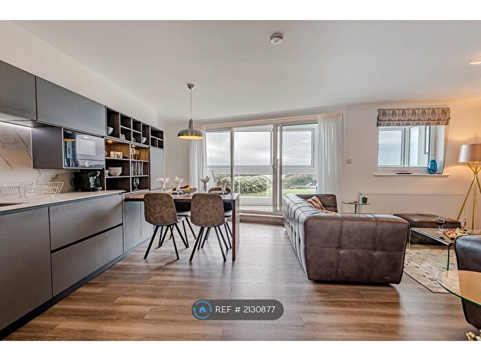 3 Bedroom Flat To Rent In Southbourne Sands, Southbourne, BH6