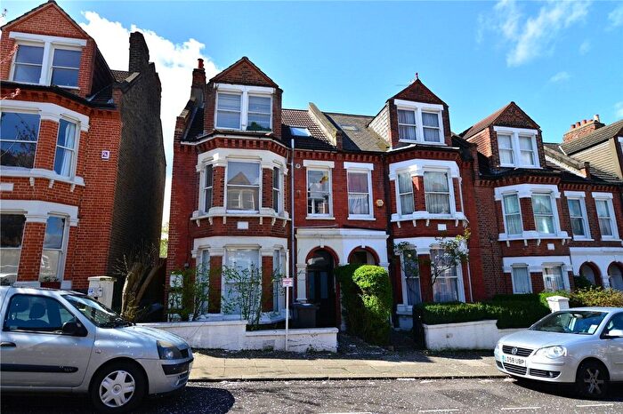 1 Bedroom Flat To Rent In Kestrel Avenue, London, SE24