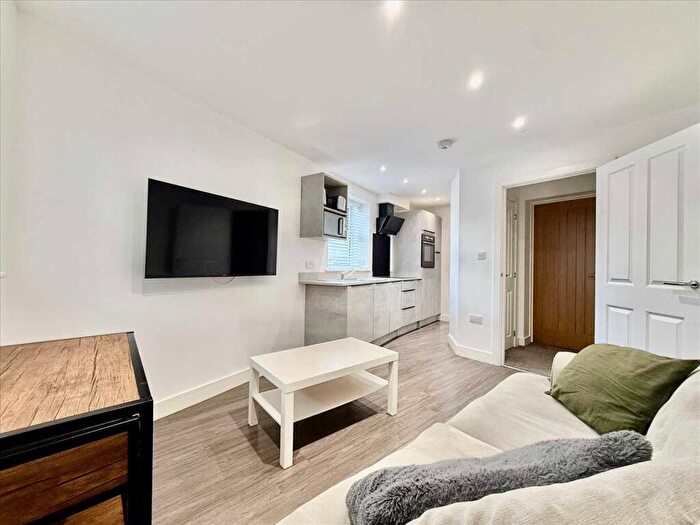 2 Bedroom Apartment To Rent In Winston Avenue, Plymouth, PL4