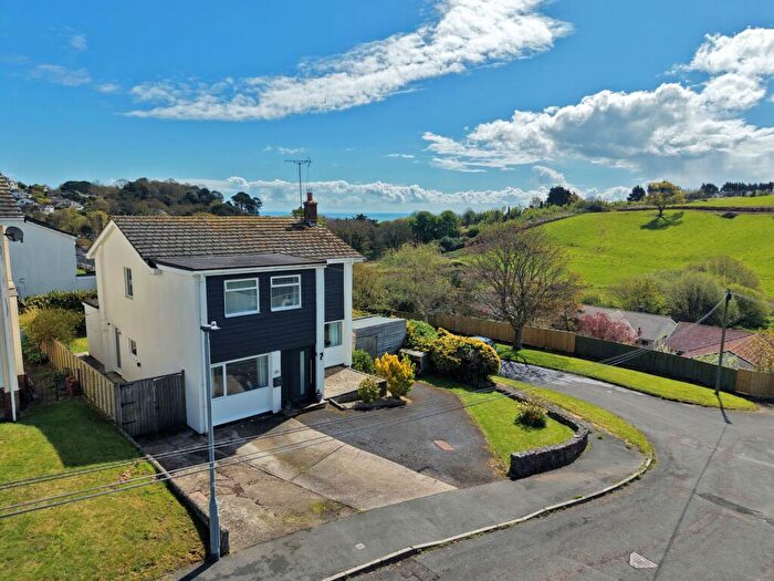 4 Bedroom Detached House For Sale In The Orchard, Holcombe, EX7