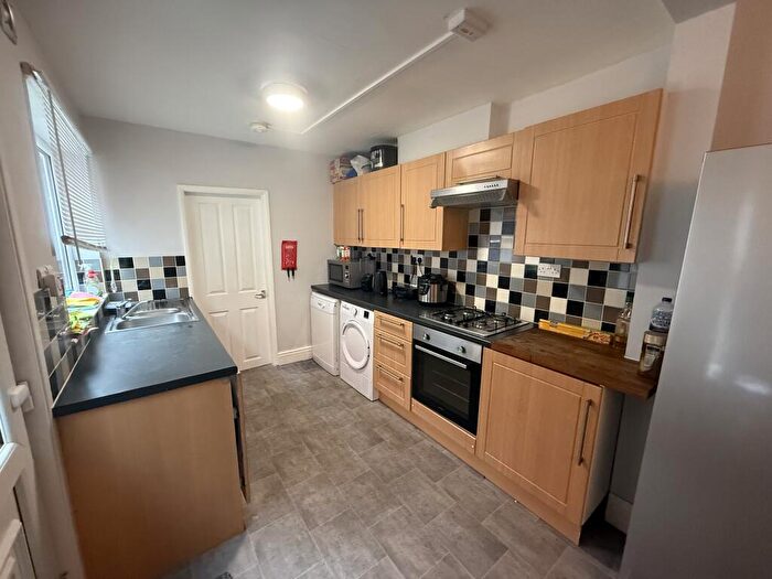 4 Bedroom Terraced House To Rent In Whitehall Terrace | Student House | House Share Rooms Avaliable, LN1