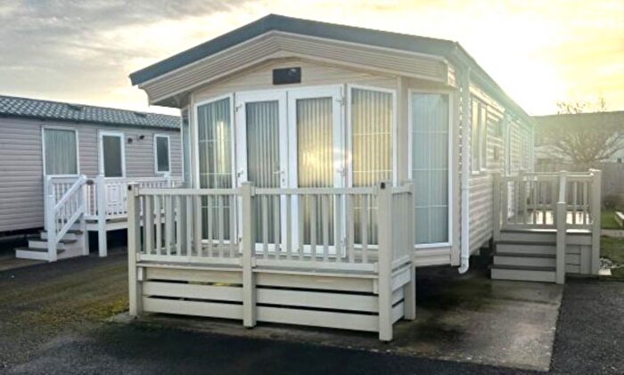 2 Bedroom Park Home For Sale In Towyn, Abergele, LL22