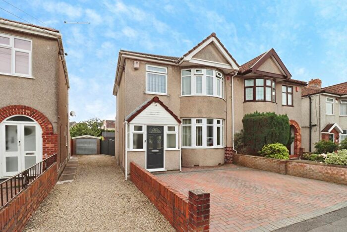 3 Bedroom Semi-Detached House For Sale In Court Road, Kingswood, Bristol, BS15