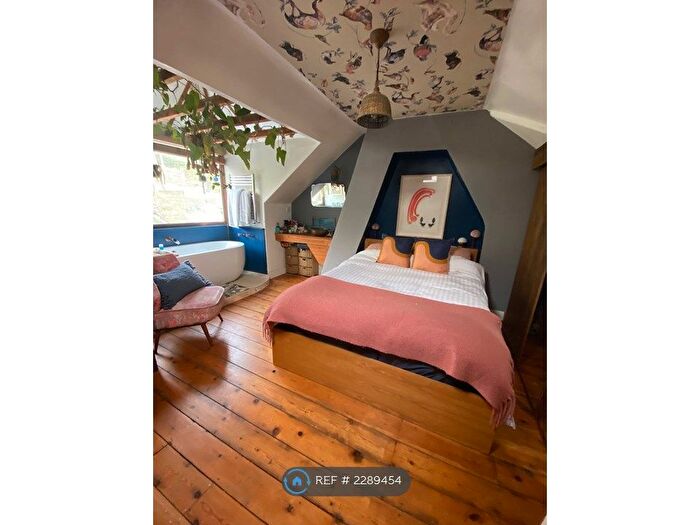 3 Bedroom Semi-Detached House To Rent In Rousham Road, Bristol, BS5