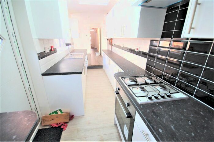 5 Bedroom End Of Terrace House To Rent In Nicholls Street, Coventry, CV2