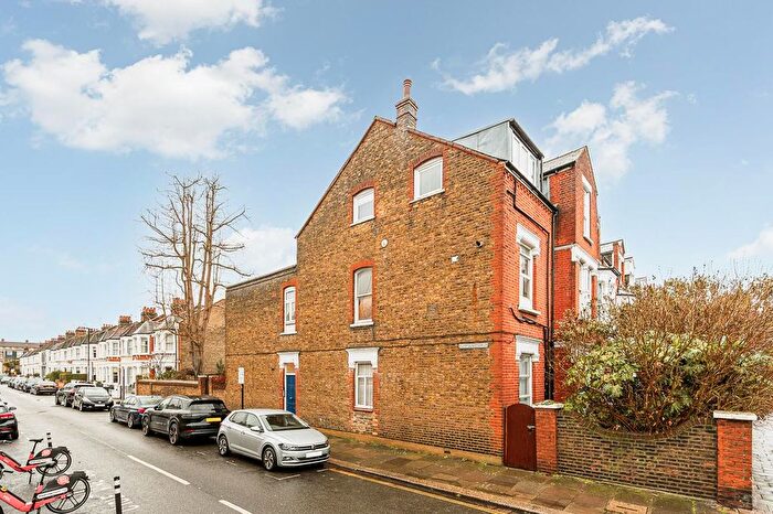 1 Bedroom Flat For Sale In Chiswick Lane, London, W4