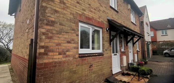 3 Bedroom Property To Rent In Cowper Close, Killay, Swansea, SA2