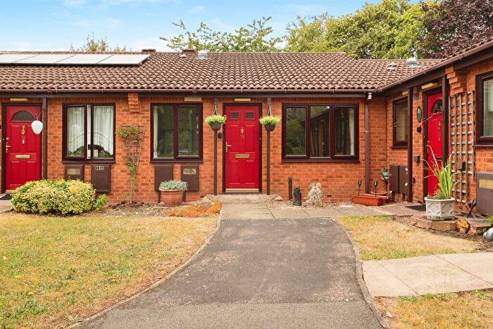 2 Bedroom Terraced Bungalow For Sale In De Lisle Court, Loughborough, LE11