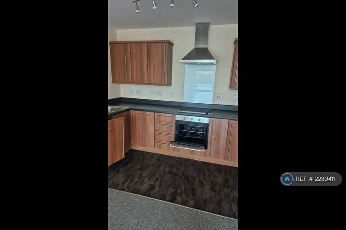 2 Bedroom Flat To Rent In Wyck Beck Road, Bristol, BS10