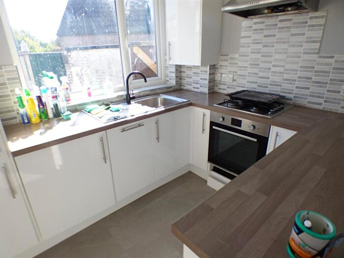 3 Bedroom Semi-Detached House To Rent In Valliers Wood Road, Sidcup, Kent, DA15