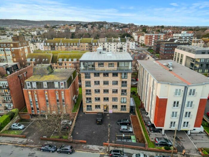 2 Bedroom Apartment To Rent In St Leonards Road, Eastbourne, BN21