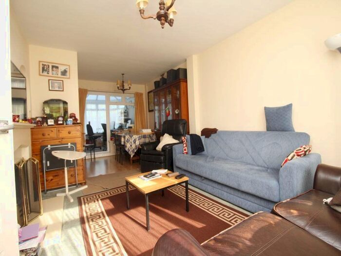 3 Bedroom Property To Rent In Windsor Avenue, New Malden KT3