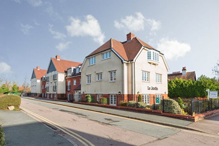 1 Bedroom Flat For Sale In Le Jardin, Letchworth Garden City, SG6