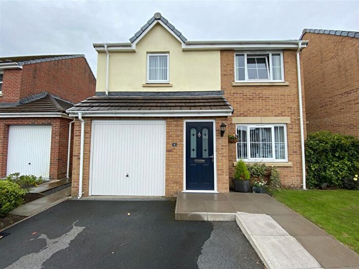 4 Bedroom Detached House For Sale In Cwrt Lando, Pembrey, Burry Port, SA16