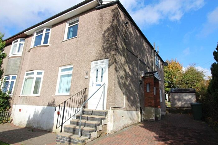 2 Bedroom Flat To Rent In Crofton Avenue, Croftfoot, Glasgow, G44