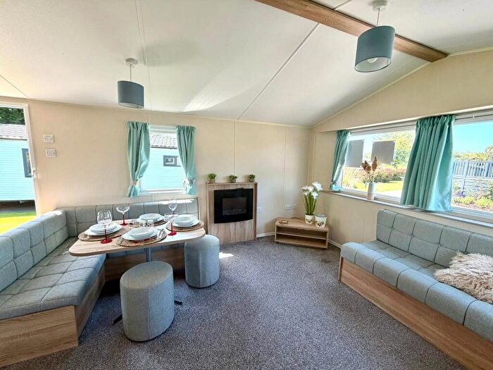 2 Bedroom Caravan For Sale In Willerby Links Mistral, Stowford Farm Meadows Holiday Park, Combe Martin, Devon, EX34