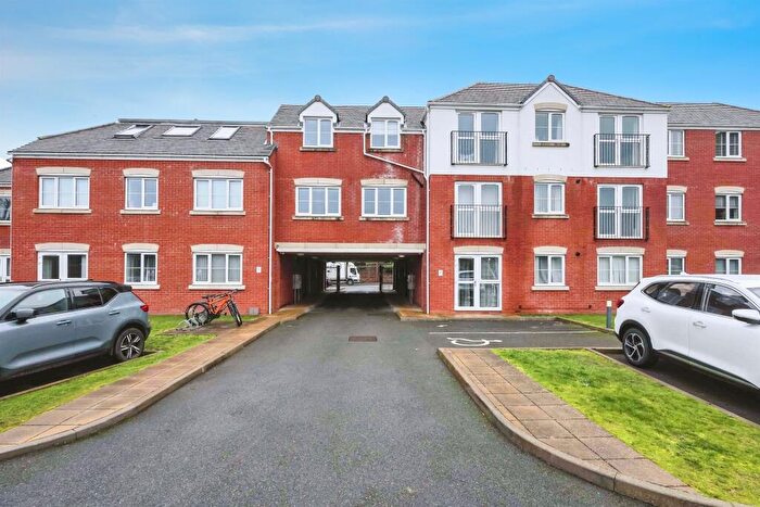 1 Bedroom Apartment For Sale In High Street, Amblecote, Stourbridge, DY8