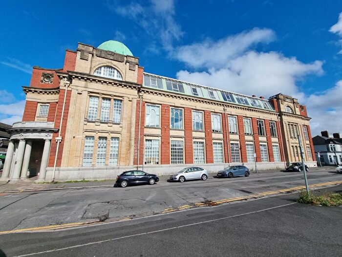 1 Bedroom Flat To Rent In Clarence Place, Newport, NP19