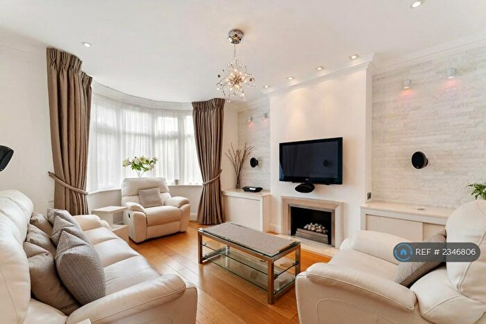 3 Bedroom Semi-Detached House To Rent In Harrow Road, Wembley, HA0