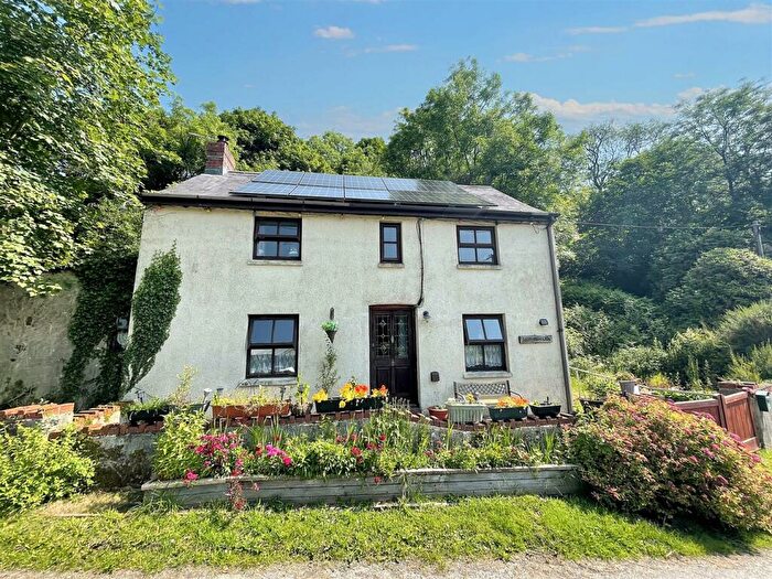 2 Bedroom Detached House For Sale In Penybont, Carmarthen, SA33