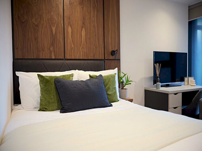 Apartment To Rent In Apt, Live Oasis Merrion Street Gardens #, LS2