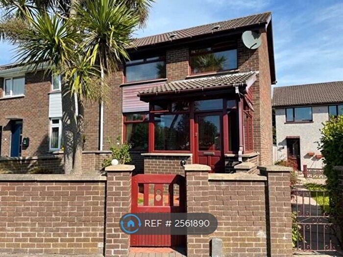 3 Bedroom End Of Terrace House To Rent In Seacourt Road, Larne, BT40