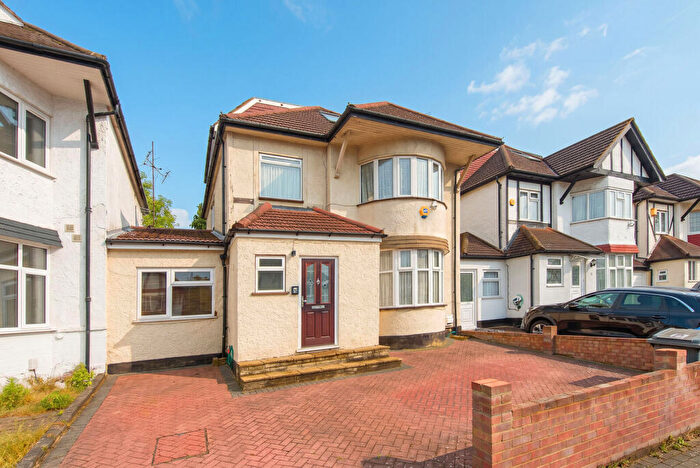 5 Bedroom Detached House For Sale In Colindeep Gardens, Hendon, London, NW4