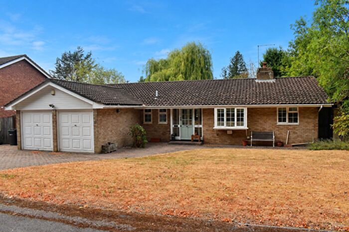 3 Bedroom Detached Bungalow For Sale In Warwick Gardens, Ashtead, KT21