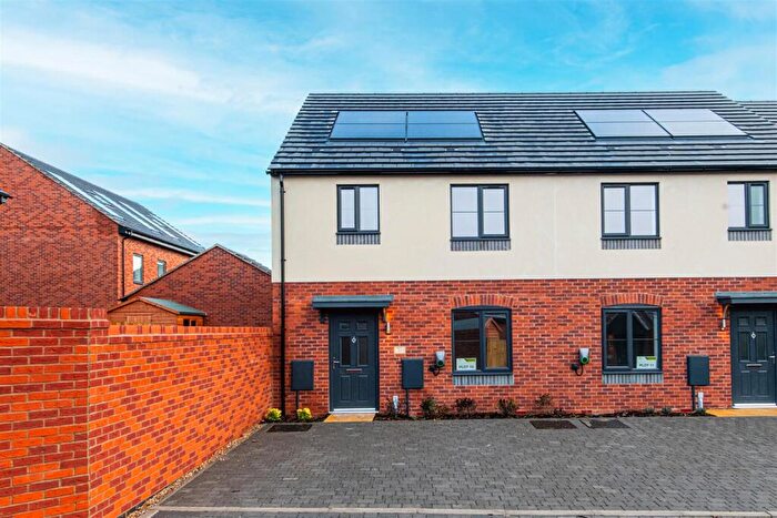 3 Bedroom End Of Terrace House For Sale In Ahern Close, Bozeat, Wellingborough, NN29